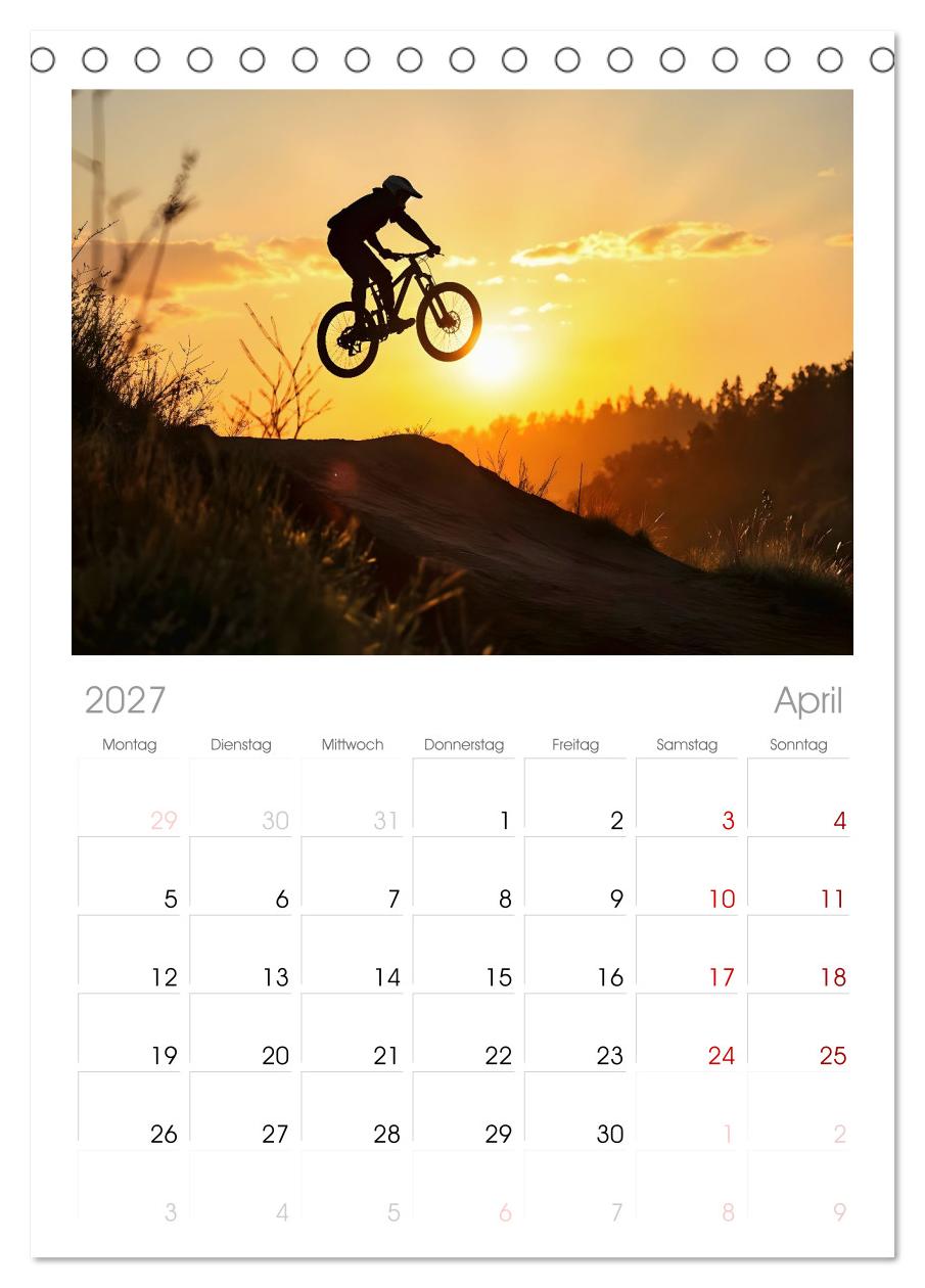 Elemental Ride. Mountainbike-Action durch Schnee, Matsch, Sonne und Laub