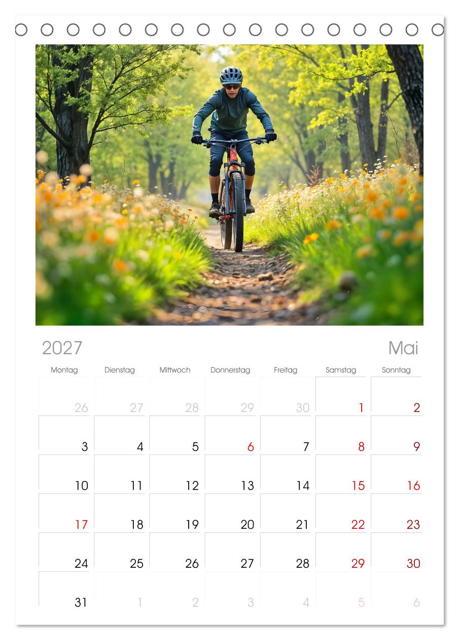 Elemental Ride. Mountainbike-Action durch Schnee, Matsch, Sonne und Laub